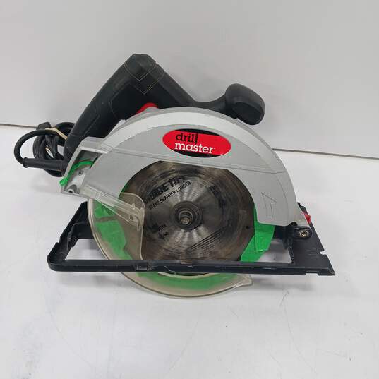 Drill Master 7-1/4" Corded Circular Saw image number 1