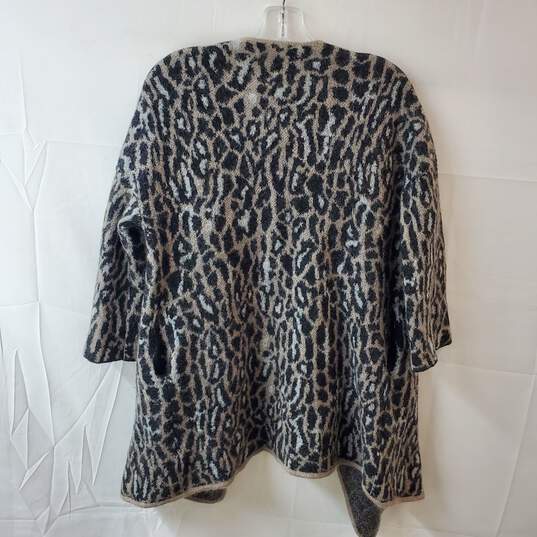 Joie Gray Leopard Print Wool Cardigan Size M image number 2