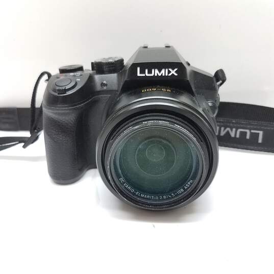 Panasonic LUMIX DMC-FZ300 12.8MP DSLR Camera Black with Leica 25-600mm f2.8 Lens image number 2