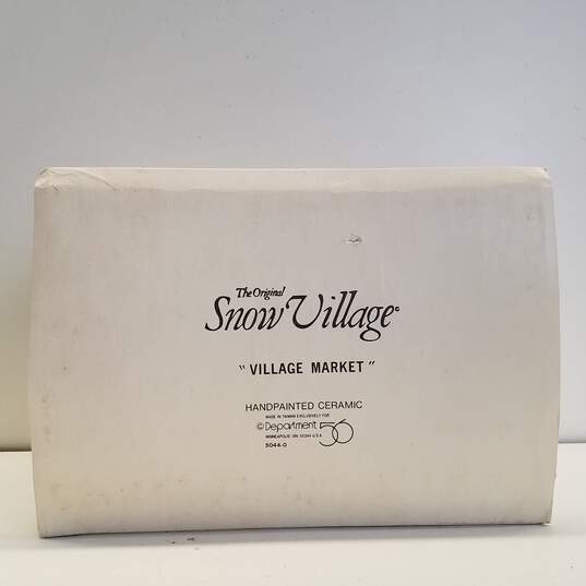 Department 56 Snow Village Village Market 1988- SOLD AS IS, NO LIGHT CORD image number 1