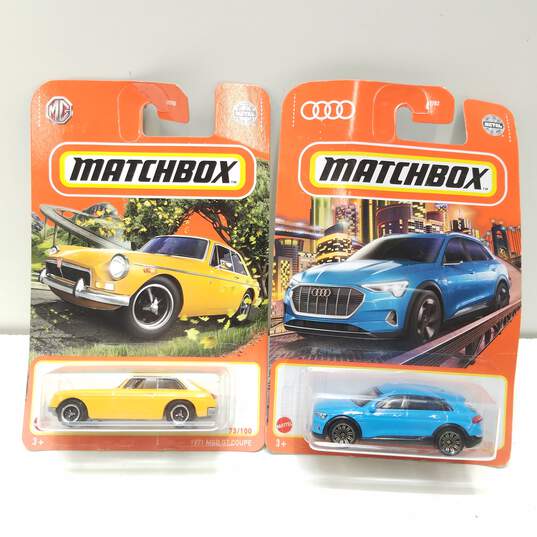 Bundle of 6 Assorted Matchbox Toy Car Packs image number 6
