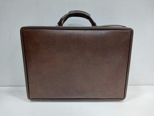 Vintage Hartmann Belting Leather Attache Case w/Keys image number 4