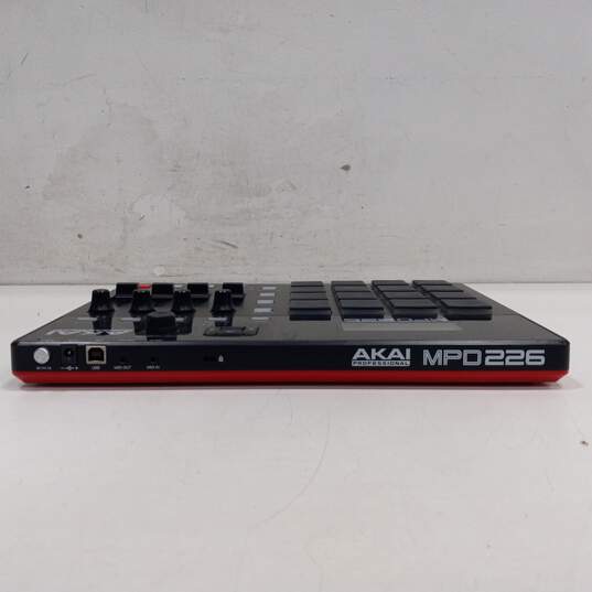 Akai Professional MPD226 MIDI Interface image number 3