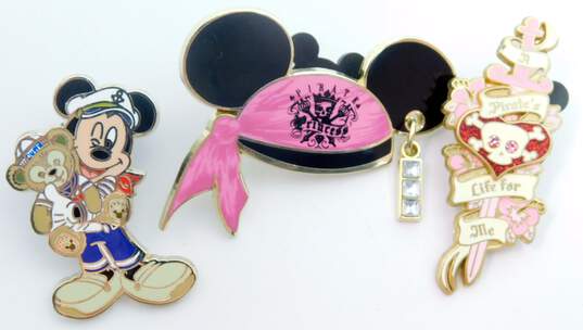 Disney Mickey Mouse Hannah Montana Goofy & Pirates Enamel Trading Pins Lot image number 3