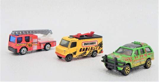 Assorted Die Cast Cars Tractors Construction Vehicles Hot Wheels Maisto Ertl image number 3
