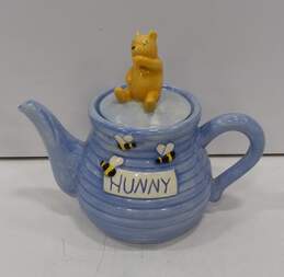 Disney Classic Winnie The Pooh Lidded Tea Pot