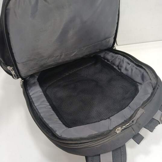 Wegner Black Swissgear 18.5" Laptop Backpack image number 6