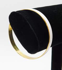 Vintage Crown Trifari White Enamel & Gold Tone Bangle Bracelet 15.8g alternative image