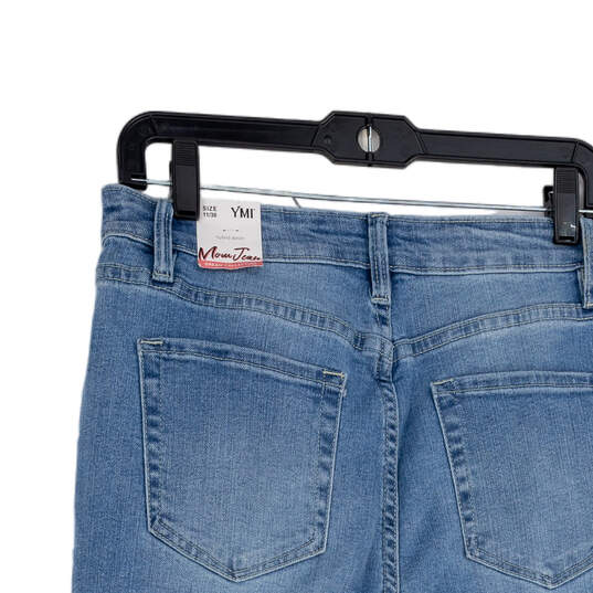 NWT Womens Blue Denim Distressed 5-Pocket Design Mom Jeans Size 11 image number 4