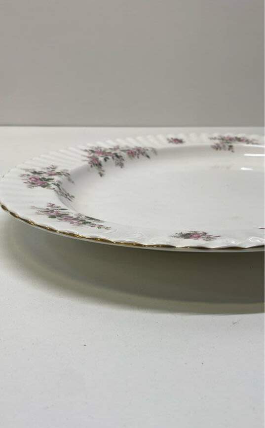 Royal Albert Tableware 15 inch Lavender Rose Platter/Serving Plate image number 3