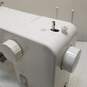 Singer 1409 Promise Mechanical Sewing Machine image number 3