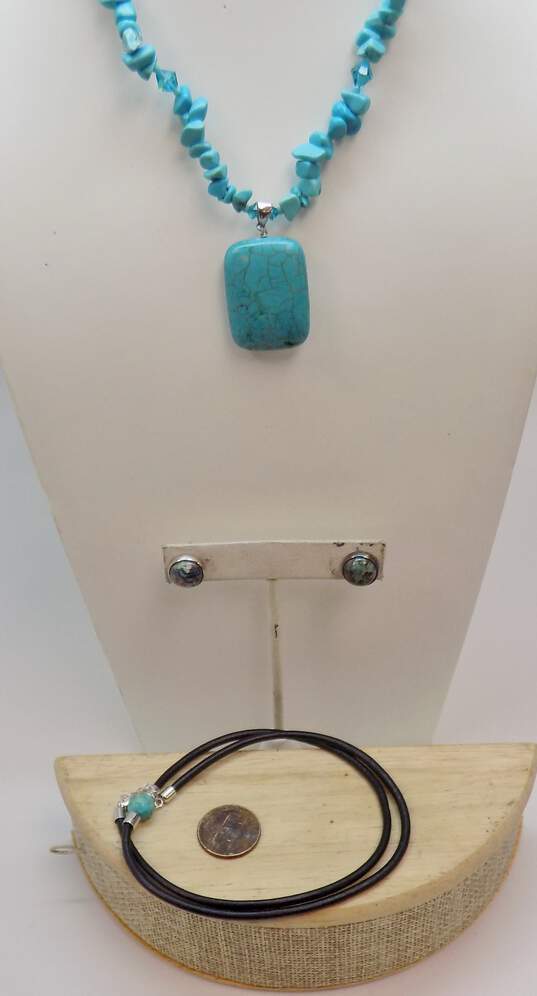 Artisan 925 Faux Turquoise Ball Leather Cord & Pendant Chip Beaded Necklaces & Chrysocolla Cabochon Post Earrings 41.4g image number 2