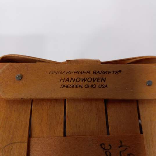 2pc. Vintage Longaberger Breadbasket w/ Leather Handles and Spoon Basket image number 4