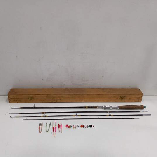 Buy the Vintage Kiraku Grampus 4 Pc Fishing Pole with Accessories in Wooden  Box