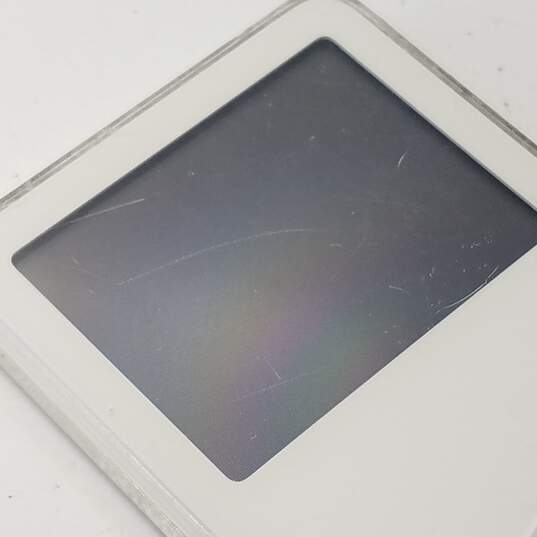 Apple iPod Nano (1st Generation) - White (A1137) 2GB image number 3