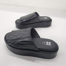 MOMA Women's 'Donna' Black Leather Platform Slide Sandals Size 36.5 EU/6 US alternative image
