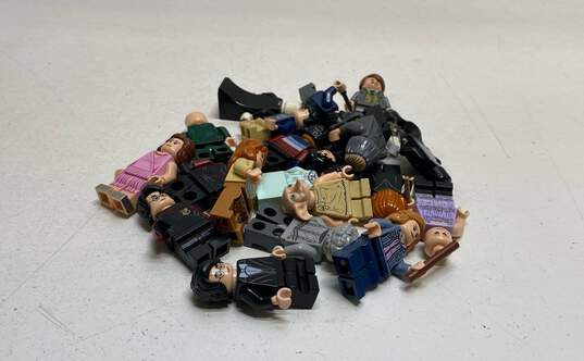 Mixed Lego Harry Potter Minifigures Bundle (Set of 20) image number 1