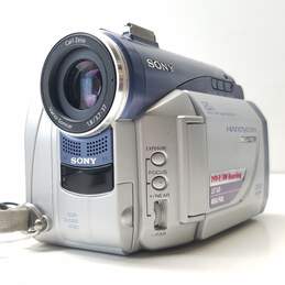 Sony Handycam DCR-DVD300 DVD Camcorder