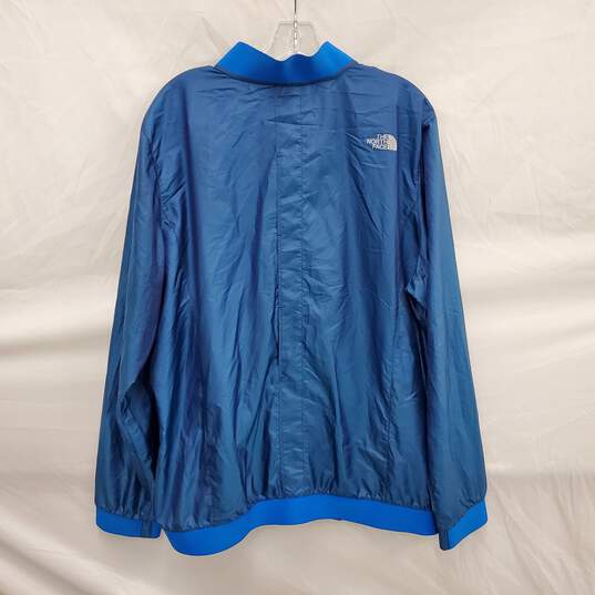 The North Face MN's Lightweight Blue Running Windbreaker Size XL image number 2