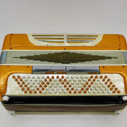 VNTG Cavalier Brand 41 Key/120 Button Gold Piano Accordion w/ Case (Parts and Repair) image number 5
