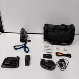 SONY CCD-FX511 Camcorder With Accessories In Carrying Case