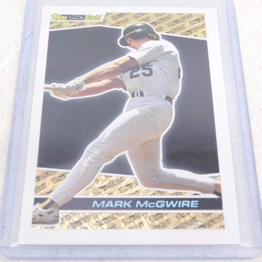 1993 Mark McGwire Topps Black Gold A's Cardinals image number 3