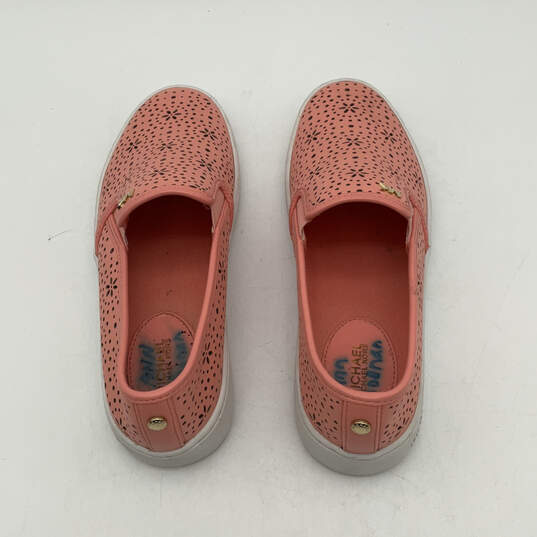 Womens HX20A Kane Perforated Pink Round Toe Slip-On Sneaker Shoes Size 6 M image number 2