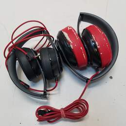 Bundle of 2 Assorted Beats Headphones