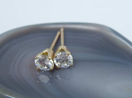 10K Yellow Gold CZ Stud Earrings 0.7g image number 3