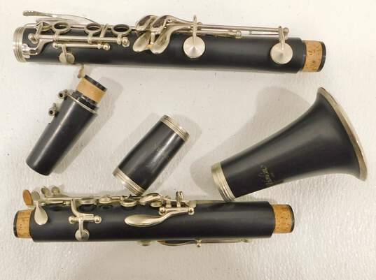 Selmer CL300 and Henkin Brand Student B Flat Clarinets w/ Accessories (Set of 2) image number 3