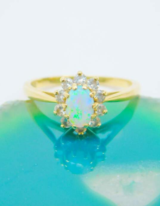 14K Yellow Gold Oval Opal 0.30 CTTW Diamond Halo Ring 2.3g image number 1