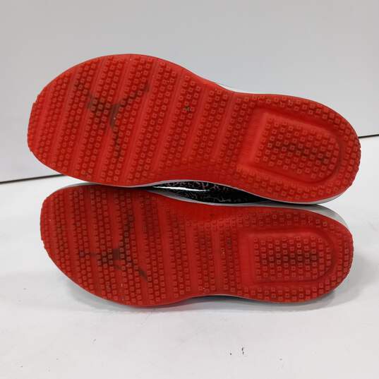 Nike Men's 8454003-006 Shoe Size 11.5 image number 5