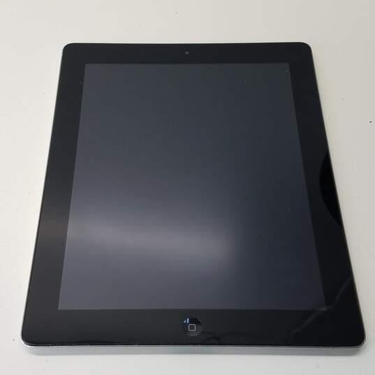 Apple iPad 2 (A1396) - Lot of 2 (For Parts) image number 7