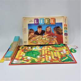 Vintage 1977 Milton Bradley The Game of Life Board Game