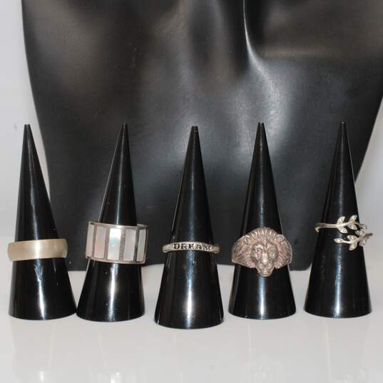 Assortment of 5 Sterling Silver Rings (Sizes 6.25 - 9) - 27.8g image number 1