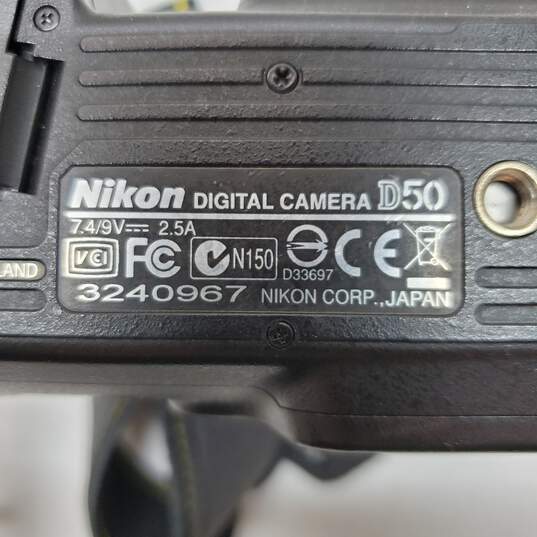 Nikon D50 6.1 MP Digital SLR Camera - Black (Body Only) image number 6