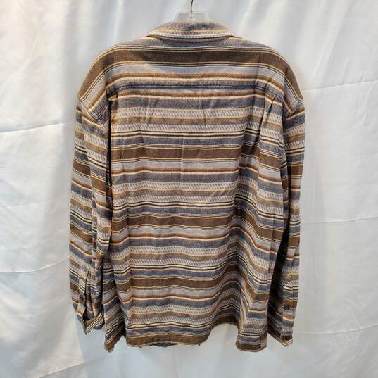Patagonia Organic Cotton Full Button Long Sleeve Shirt Size L image number 2