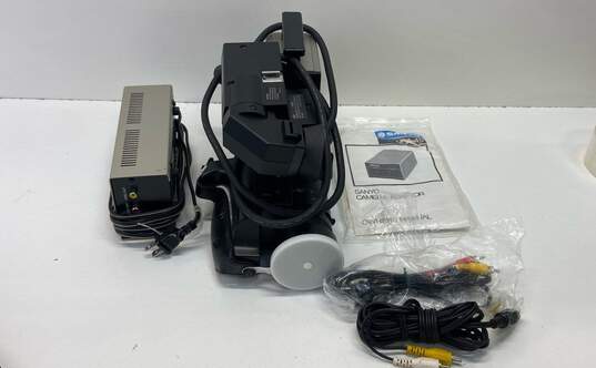Sony Trinicon HVC-2400 Professional Video Camera w/ Accessories image number 3
