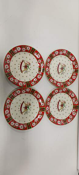 Bundle of 4 Japanese Made Charlton Hall Classic Traditions Ceramic Christmas Plates w/Box alternative image