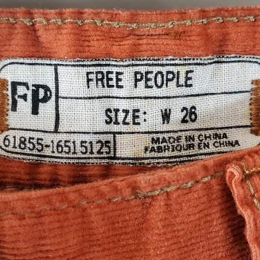 Free People Women Orange Jeans W26 image number 2