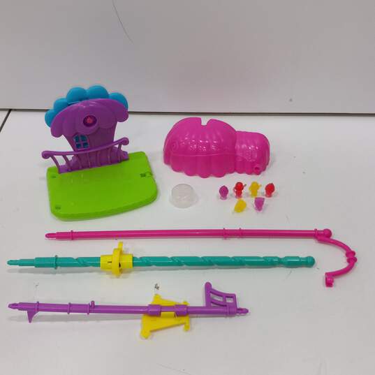Polly Pocket Wall Party Cafe image number 4