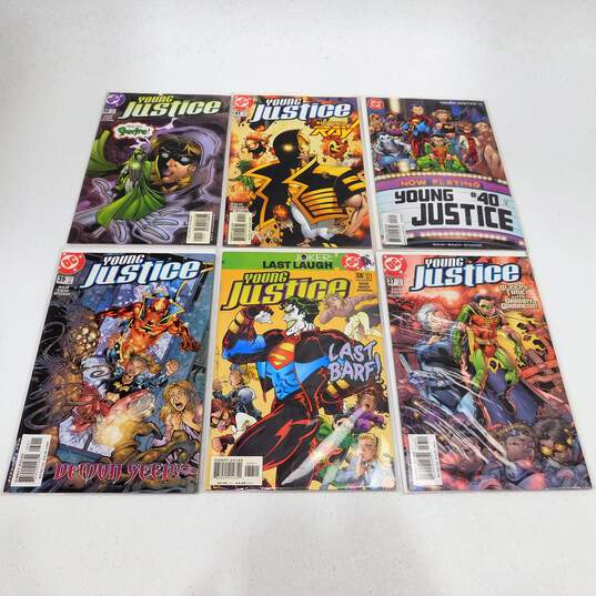 DC Young Justice Comic Lot #25 - 55 image number 4