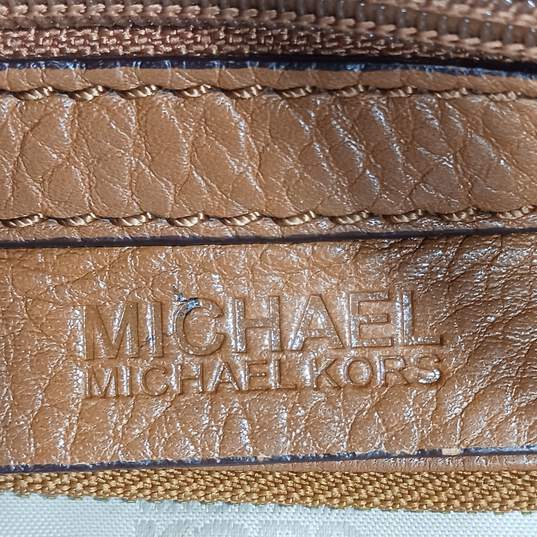 Michael Kors Light Brown Pebble Leather Cross-Body Purse Bag image number 5