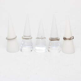 Assortment of 5 Sterling Silver Rings Sizes (6.5, 6.5, 7, 7, 7.75) - 7.4g alternative image