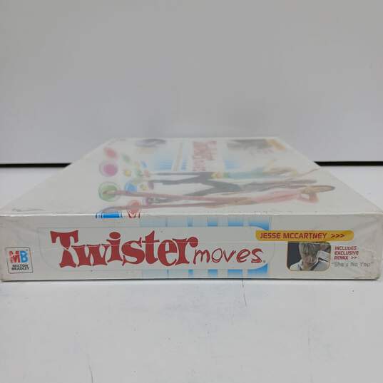 Twister Game Factory Sealed image number 3