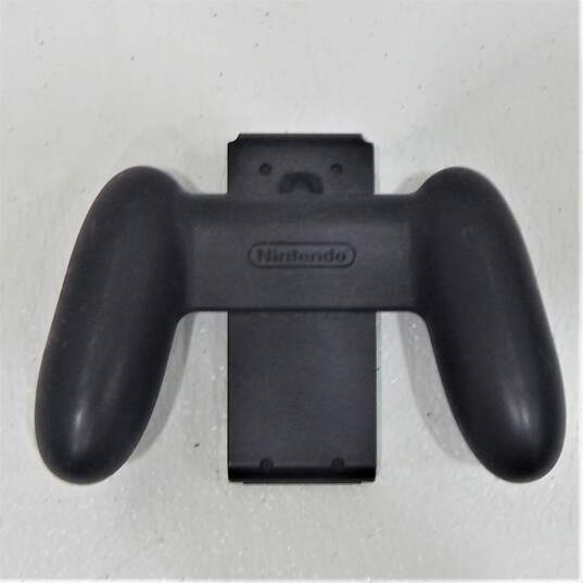 4 Nintendo Switch Joy-Con Grips HAC-011 image number 3