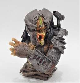 Predator Defeated Mini Bust Statue Ltd Ed Alien Palisades Toys