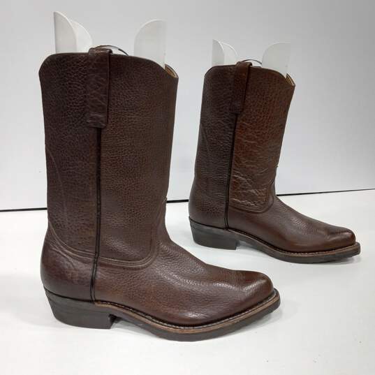 Men's Dark Brown Cowboy Boots Size 9D image number 1