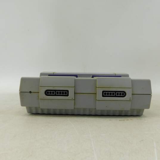 Super Nintendo SNES Console image number 1