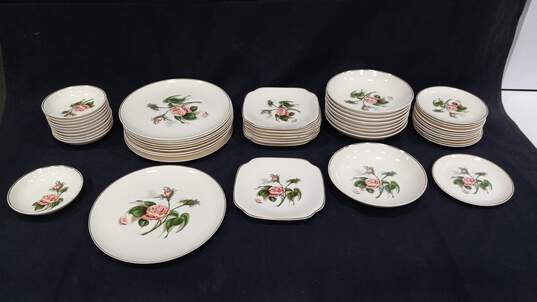 42 Piece Moss Rose by Edwin Knowles Dinnerware Plate & Bowl Set image number 2